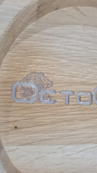 Piste à dès chêne massif finition résine & ciré