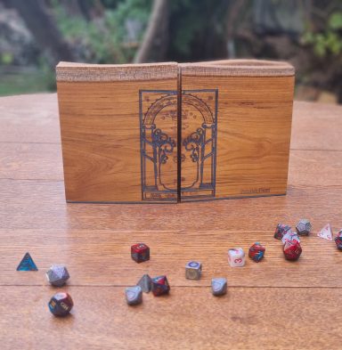 Écran de maître de jeux en acacia